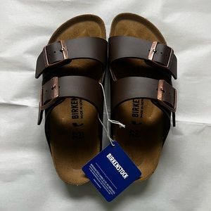 Birkenstock sandals. Brand new never work. Size 37. Women’s 6 men’s 4.